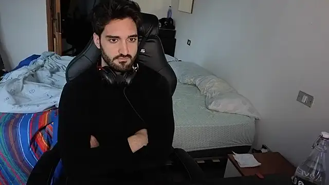 Al3xox02 online show from 1, 4, 2026