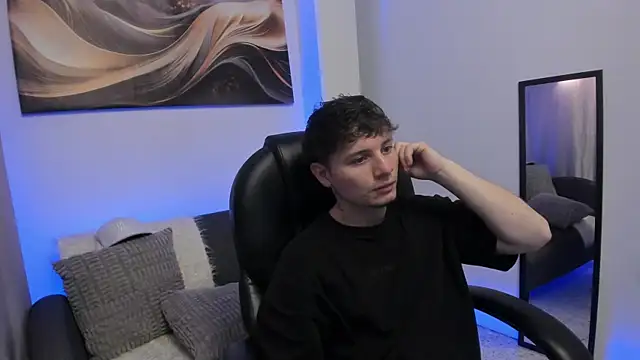 Leoo Miller online show from 10, 2, 2026