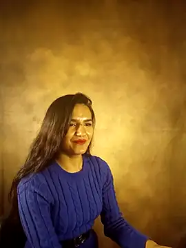 MissHazelnut online show from 8, 11, 2025