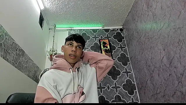 sexyboys cutex18 online show from 5, 3, 2026