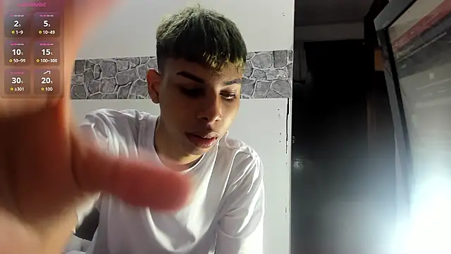 sexyboys cutex18 online show from 18, 1, 2026