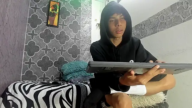 sexyboys cutex18 online show from 21, 2, 2026