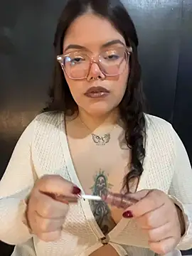 GabrielleMarsh1 online show from 3, 12, 2025