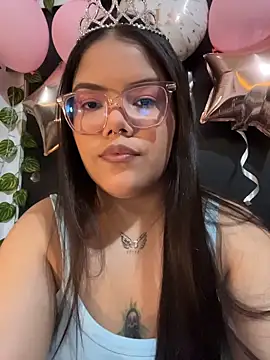 GabrielleMarsh1 online show from 27, 11, 2025