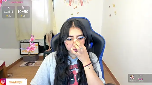LoveLyy- online show from 16, 4, 2026