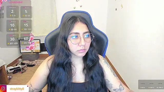 LoveLyy- online show from 9, 7, 2026