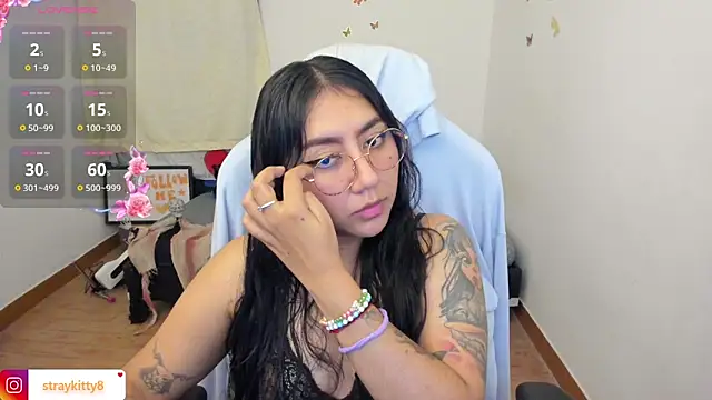 LoveLyy- online show from 9, 10, 2025