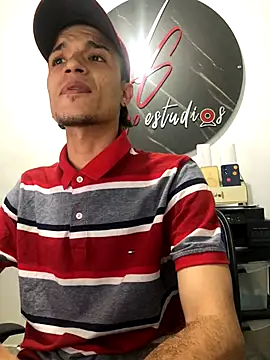santyrestrepo online show from 8, 10, 2025