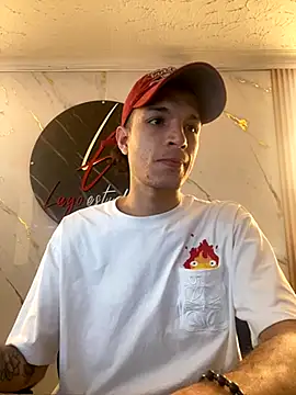 santyrestrepo online show from 28, 11, 2025