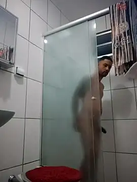 Snapshot of wellpauduro1994 chatting on 8, 10, 2025 wellpauduro1994 online show from 8, 10, 2025