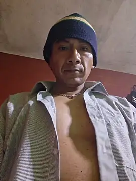 Snapshot of MorochTS chatting on 8, 11, 2025 MorochTS online show from 8, 11, 2025