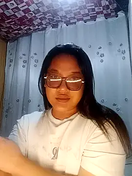  YourHellMajestic  online show from 30, 10, 2025