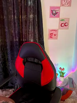 AlannaDollx online show from 17, 10, 2025