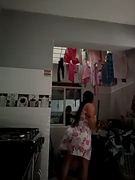 Sarah bigass Co online show from 17, 10, 2025