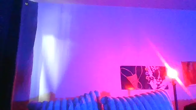 Snapshot of nvthvn555 chatting on 7, 10, 2025 nvthvn555 online show from 7, 10, 2025