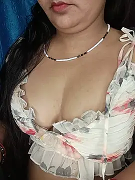 Snapshot of Rashmi_011 chatting on 2, 7, 2026 Rashmi 011 online show from 2, 7, 2026
