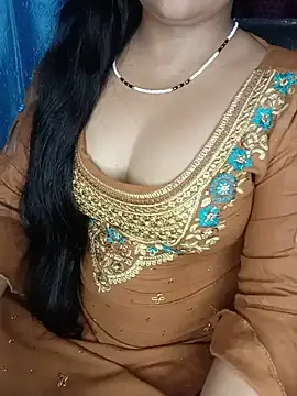 Snapshot of Rashmi_011 chatting on 18, 6, 2026 Rashmi 011 online show from 18, 6, 2026