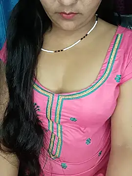 Snapshot of Rashmi_011 chatting on 20, 6, 2026 Rashmi 011 online show from 20, 6, 2026