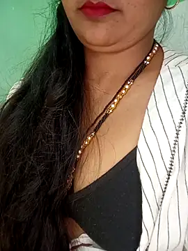 Rashmi 011 online show from 4, 12, 2025