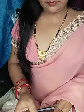 Snapshot of Rashmi_011 chatting on 9, 6, 2026 Rashmi 011 online show from 9, 6, 2026