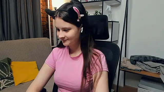 SkyDoll online show from 11, 10, 2025