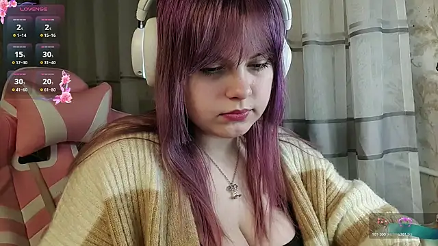 KristiBloom online show from 5, 3, 2026