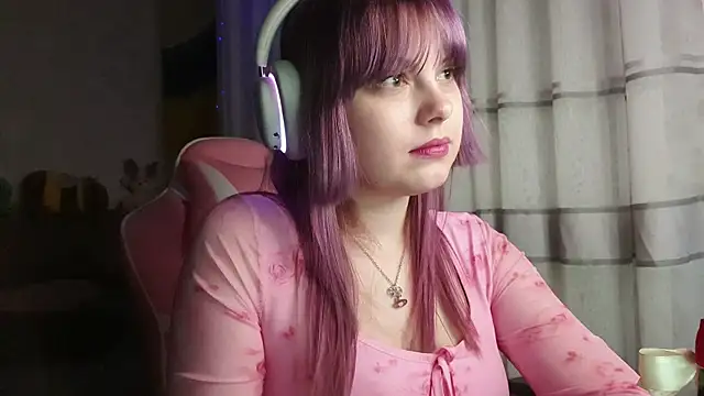 KristiBloom online show from 3, 3, 2026