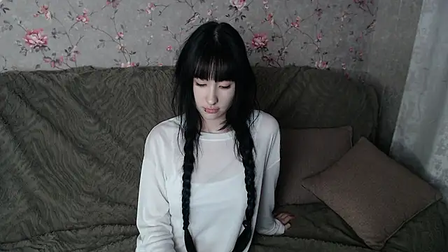 NaemiiBlush online show from 24, 2, 2026