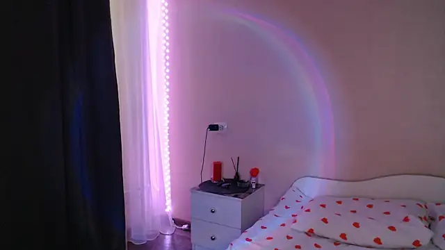 NaemiiBlush online show from 31, 10, 2025