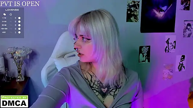 Snapshot of bixxxiz chatting on 2, 2, 2026 bixxxiz online show from 2, 2, 2026