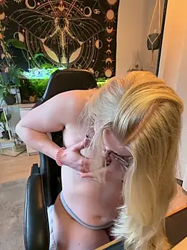 LinaLeana online show from 20, 4, 2026