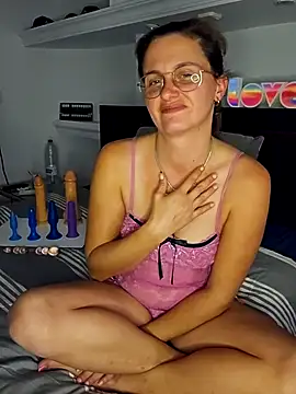 xcrazzycat online show from 22, 12, 2025