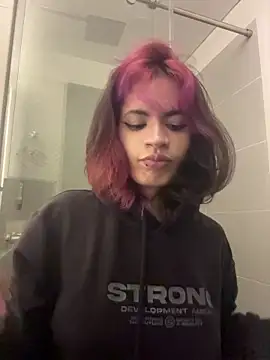 Snapshot of sukulaurens chatting on 5, 12, 2025 sukulaurens online show from 5, 12, 2025