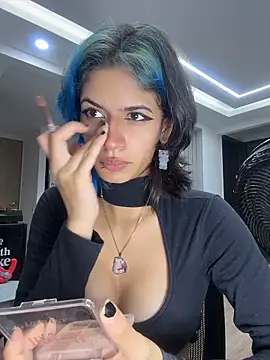 sukulaurens online show from 22, 4, 2026