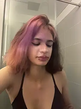 Snapshot of sukulaurens chatting on 16, 12, 2025 sukulaurens online show from 16, 12, 2025