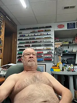 Jcaspen online show from 10, 4, 2026