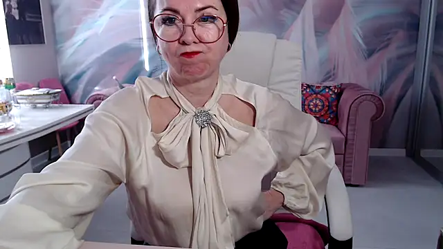 Arisa5000 online show from 3, 11, 2025