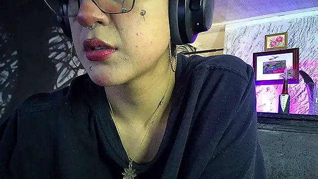 zora blue777 online show from 28, 2, 2026