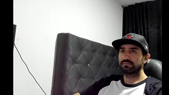 coolfriki online show from 8, 11, 2025