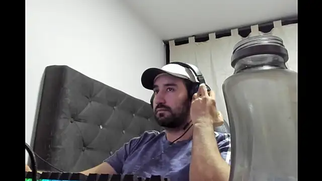 coolfriki online show from 17, 4, 2026