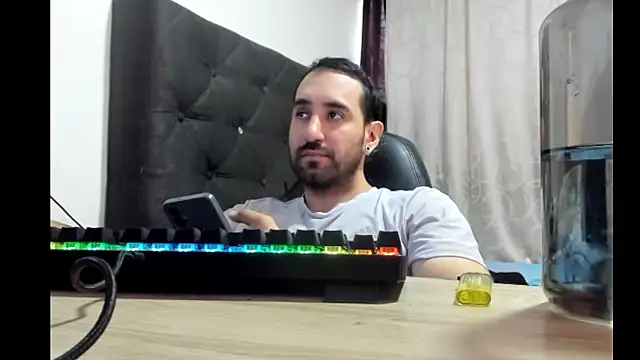 coolfriki online show from 7, 3, 2026