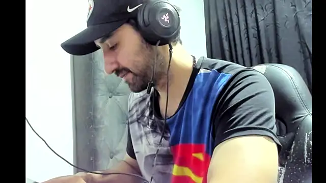 coolfriki online show from 27, 10, 2025