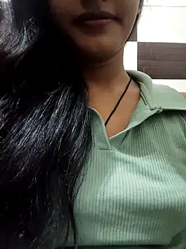 Snapshot of anjali2351 chatting on 14, 10, 2025 anjali2351 online show from 14, 10, 2025