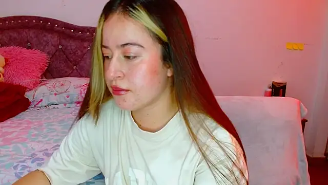 Snapshot of Hanssel_tess chatting on 18, 11, 2025 Hanssel tess online show from 18, 11, 2025