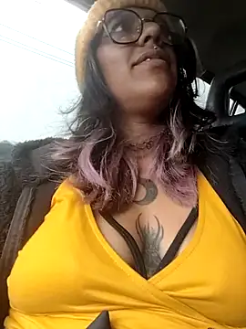 Abby 2-1 online show from 27, 11, 2025