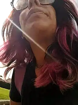 Abby 2-1 online show from 28, 10, 2025