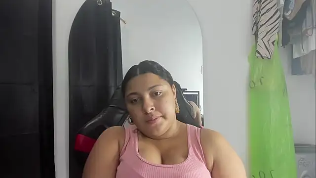 Snapshot of Baby_Latin chatting on 30, 11, 2025 Baby Latin online show from 30, 11, 2025