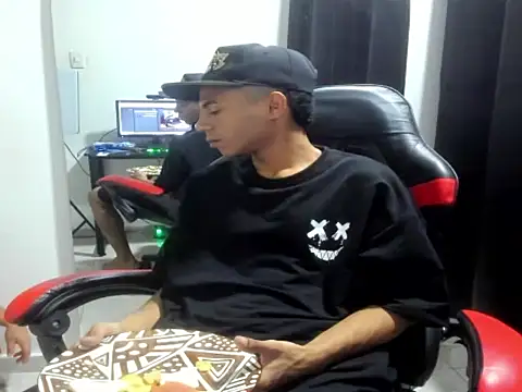 Snapshot of Baby_Latin chatting on 17, 10, 2025 Baby Latin online show from 17, 10, 2025