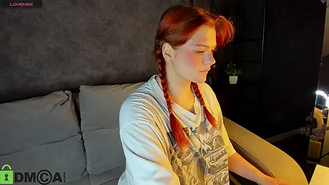 Barbara Mitchel online show from 21, 10, 2025