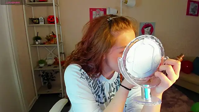 Barbara Mitchel online show from 2, 12, 2025